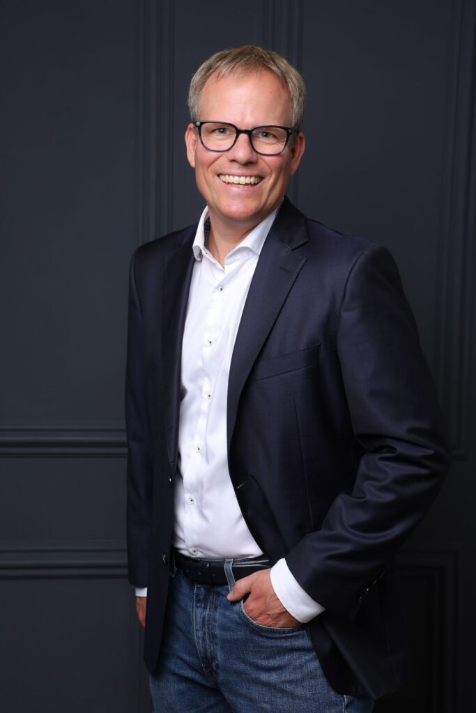 Christoph M. F. Frank